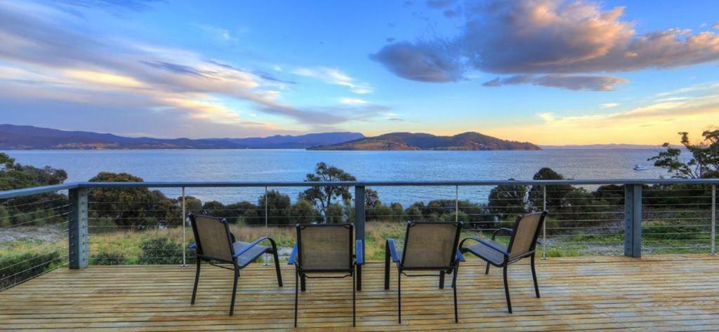 Bruny Island Escapes And Hotel Bruny Alonnah Esterno foto